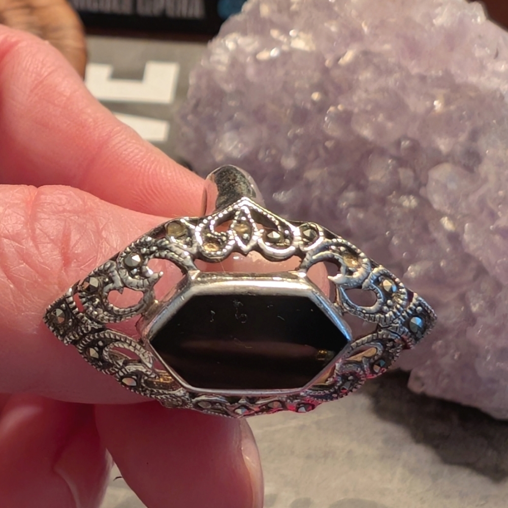 Sterling silver marcasite cocktail ring - Picture 2 of 6